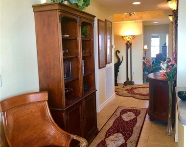 451 Bayfront Place - Photo Thumbnail 9