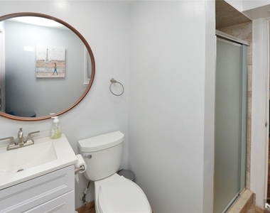 154 Middlesex - Photo Thumbnail 11