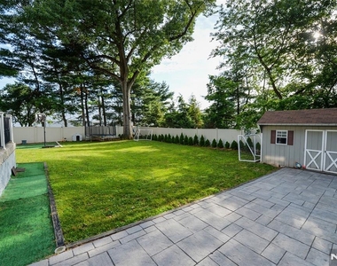 154 Middlesex - Photo Thumbnail 29