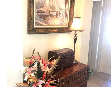 451 Bayfront Place - Photo Thumbnail 12