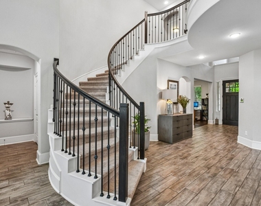 5306 Linden Field Court - Photo Thumbnail 6