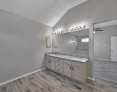 2306 Piddler Drive - Photo Thumbnail 23