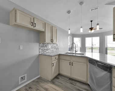 2306 Piddler Drive - Photo Thumbnail 12