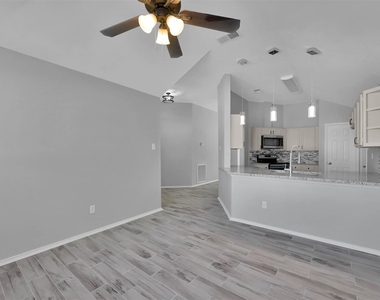 2306 Piddler Drive - Photo Thumbnail 7