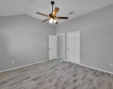 2306 Piddler Drive - Photo Thumbnail 21