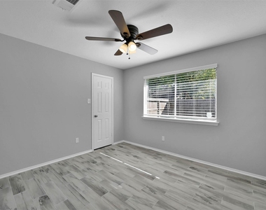 2306 Piddler Drive - Photo Thumbnail 32