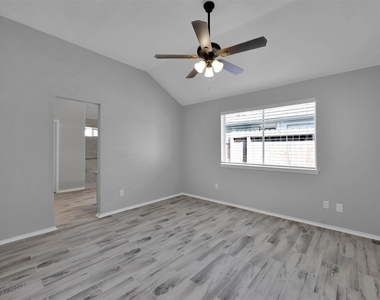 2306 Piddler Drive - Photo Thumbnail 22