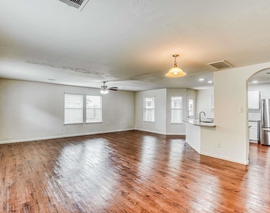 18747 Dennington Drive - Photo Thumbnail 3