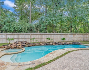 30 E Wedgemere Circle - Photo Thumbnail 11