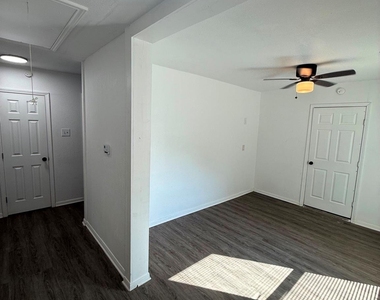 1417 Sheryl Street - Photo Thumbnail 1