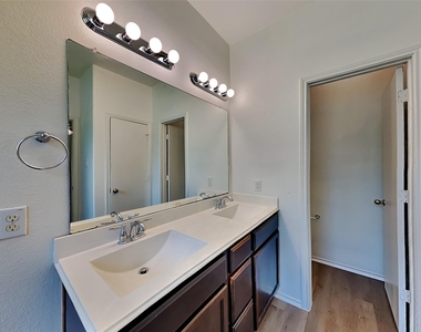 10016 Sterling Place Drive - Photo Thumbnail 10