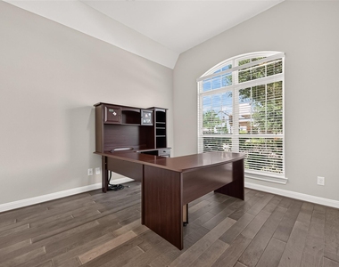 11611 Arbirlot Drive - Photo Thumbnail 4