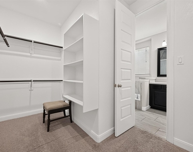 11611 Arbirlot Drive - Photo Thumbnail 29