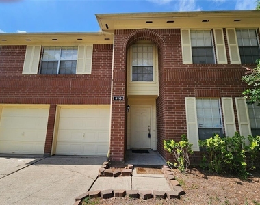 3115 Astor Court - Photo Thumbnail 1