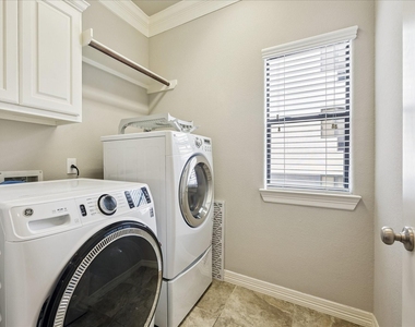 3002 Soutine Street - Photo Thumbnail 15