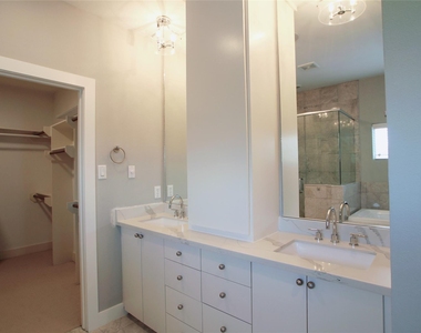 4701 Caroline Street - Photo Thumbnail 21
