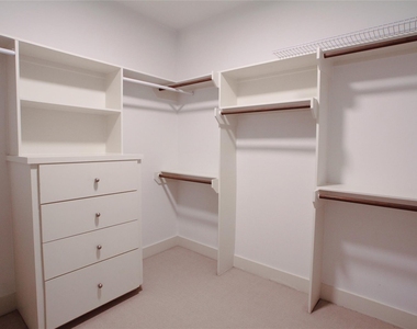 4701 Caroline Street - Photo Thumbnail 23