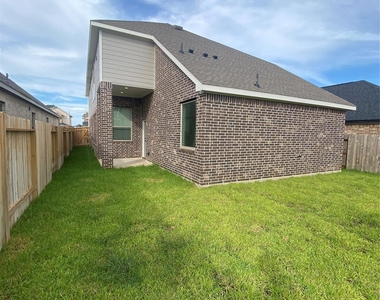 31323 Balsam Hawk Lane - Photo Thumbnail 42