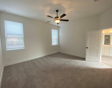 31323 Balsam Hawk Lane - Photo Thumbnail 17