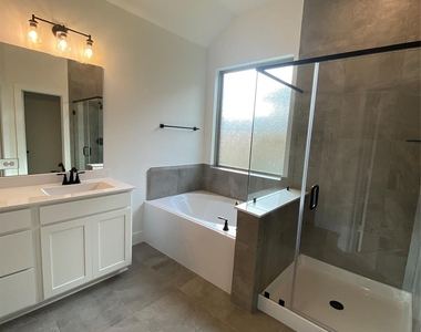 31323 Balsam Hawk Lane - Photo Thumbnail 19