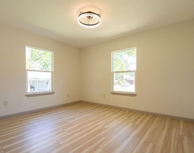 58 Hybiscus Court - Photo Thumbnail 10
