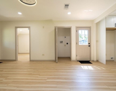 58 Hybiscus Court - Photo Thumbnail 3
