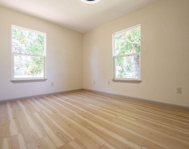 58 Hybiscus Court - Photo Thumbnail 13