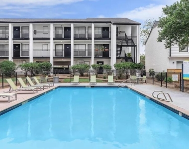 4400 Memorial Drive - Photo Thumbnail 7