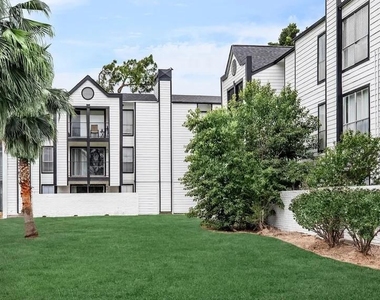 4400 Memorial Drive - Photo Thumbnail 11