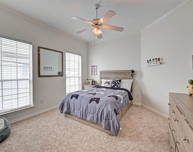 5917 Dolores Street - Photo Thumbnail 21