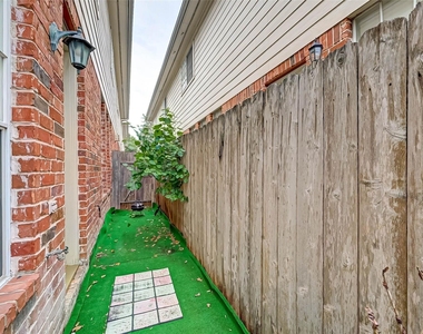 5917 Dolores Street - Photo Thumbnail 26