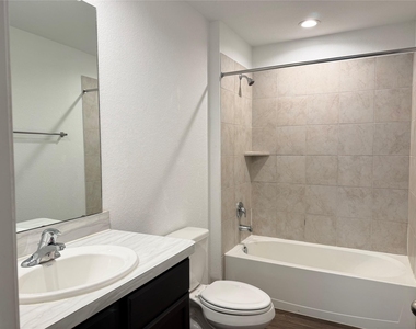 14858 Cypress Hollow Drive - Photo Thumbnail 9