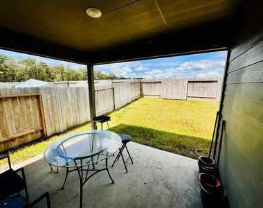 14858 Cypress Hollow Drive - Photo Thumbnail 4