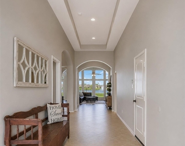 2823 Woodland Glen Lane - Photo Thumbnail 2
