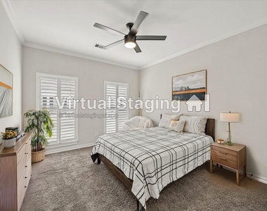 1933 Woodbury Street - Photo Thumbnail 30