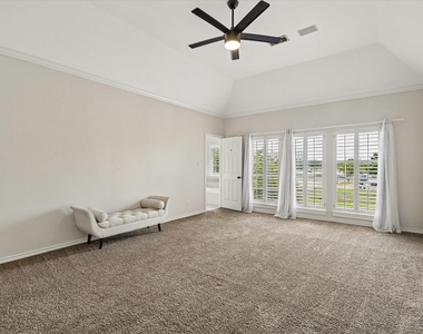 1933 Woodbury Street - Photo Thumbnail 23