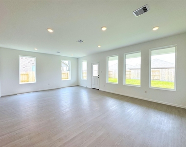 6815 Harvest Wheat Lane - Photo Thumbnail 20
