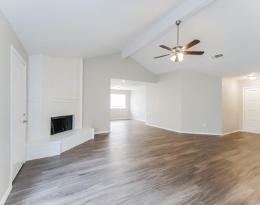 7011 Pickett Drive - Photo Thumbnail 3