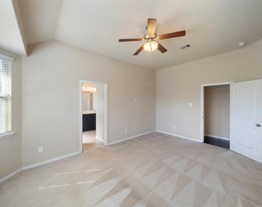 13206 Clover Creek Point Lane - Photo Thumbnail 14
