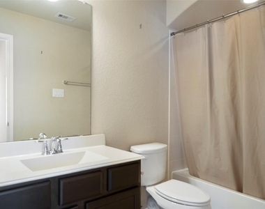 13206 Clover Creek Point Lane - Photo Thumbnail 22