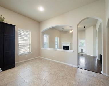 13206 Clover Creek Point Lane - Photo Thumbnail 7