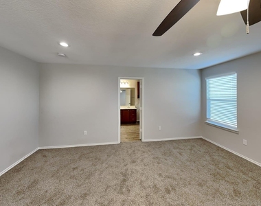 6951 Dulce Meadow - Photo Thumbnail 12