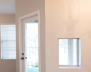2021 Spenwick Drive - Photo Thumbnail 20
