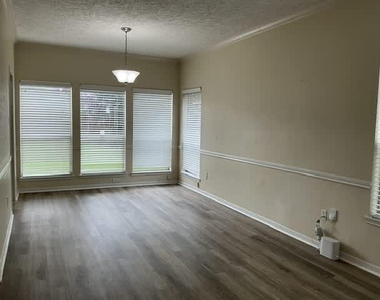 14423 Sun Harbor Drive - Photo Thumbnail 2