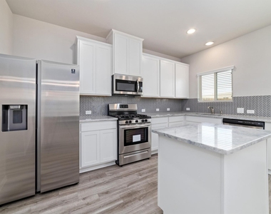 12923 Crombie Drive Drive - Photo Thumbnail 8