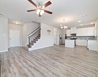 12923 Crombie Drive Drive - Photo Thumbnail 9
