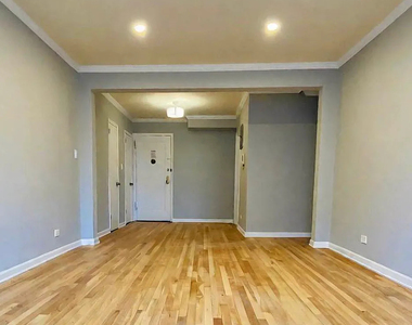 87-9 34th Avenue - Photo Thumbnail 2