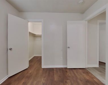 22510 Leedstown Lane - Photo Thumbnail 12