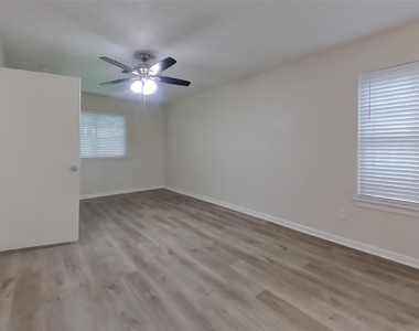 22510 Leedstown Lane - Photo Thumbnail 7