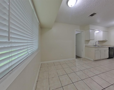 22510 Leedstown Lane - Photo Thumbnail 5